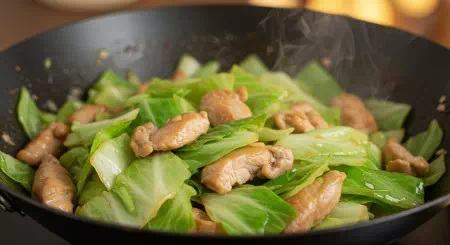 キャベツの鶏胸肉炒め